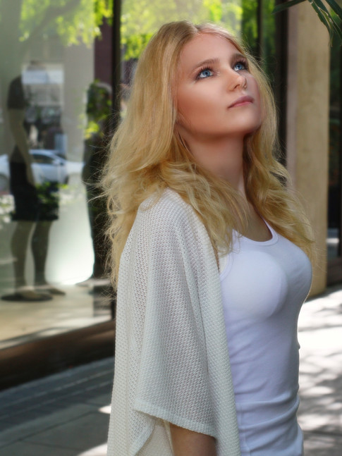 BV8C0845edit_pp2glow.jpg