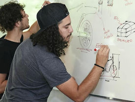 JÓVENES DEANFUNENSES OBTUVIERON EL PRIMER PUESTO EN LA EXPOTRÓNICA 2022