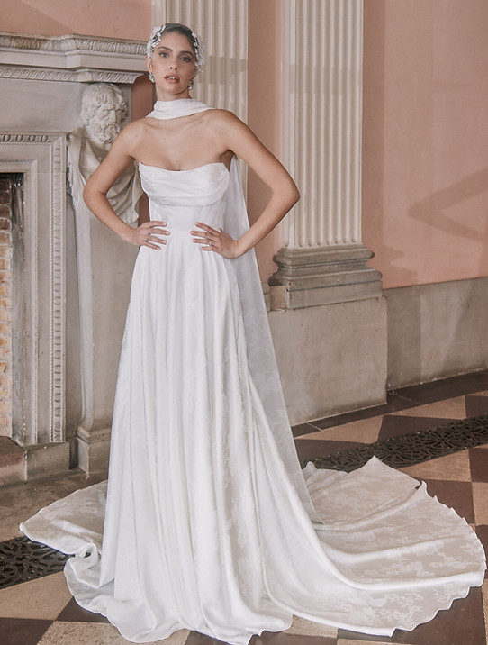 Ellis-Bridals_Wedding_Dresses_At_June_Brides_Glasgow_Style_Felicity-13097.