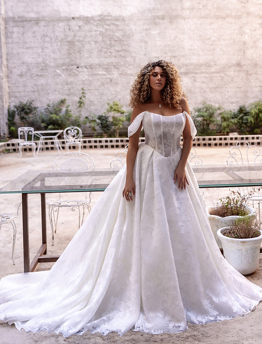 Demetrios_Wedding_Dresses_At_June_Brides_Glasgow_Style_Demetrios_Florianna_FL001.