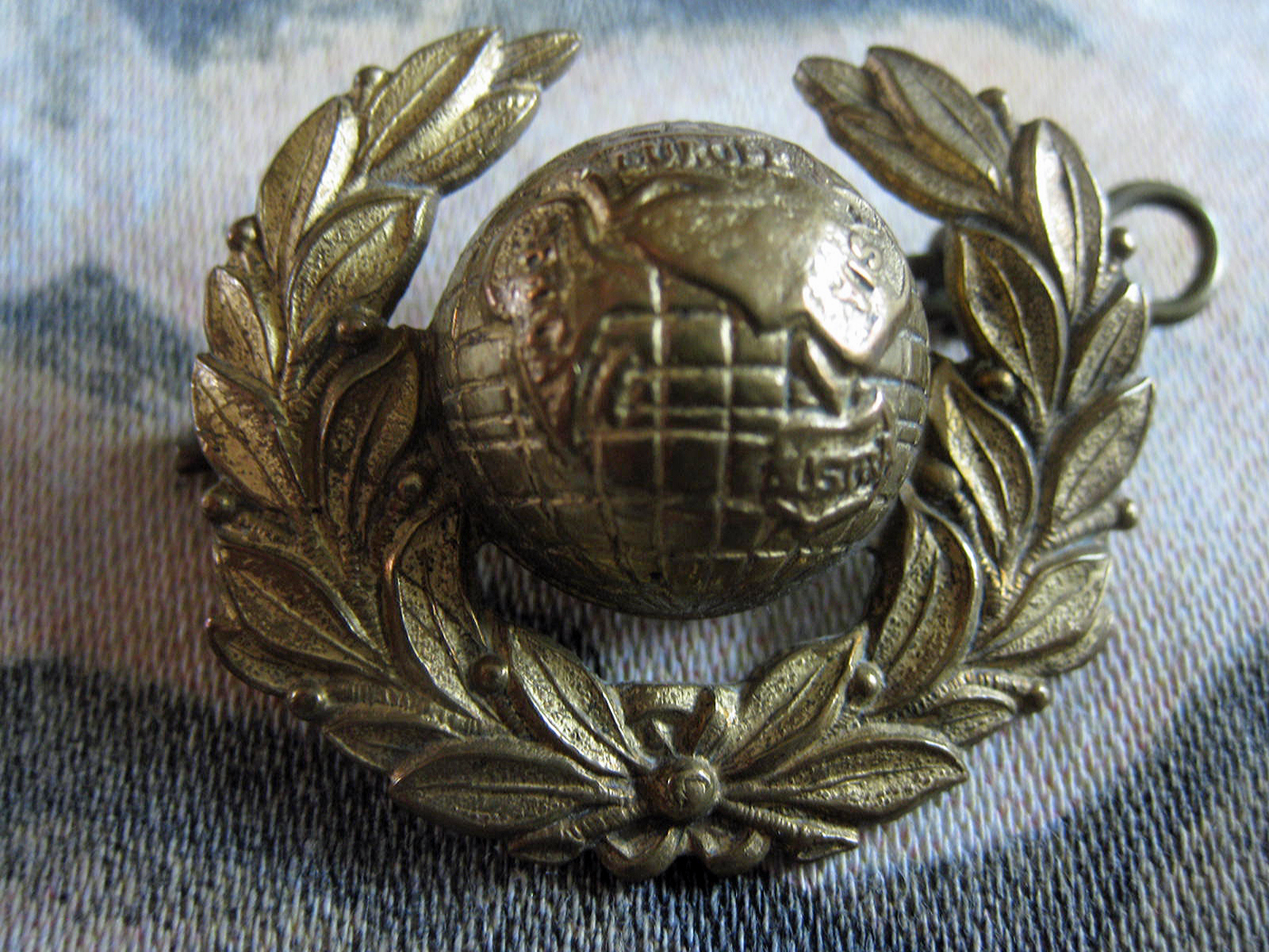 BERET BADGE ROYAL MARINES by Dave Taylor