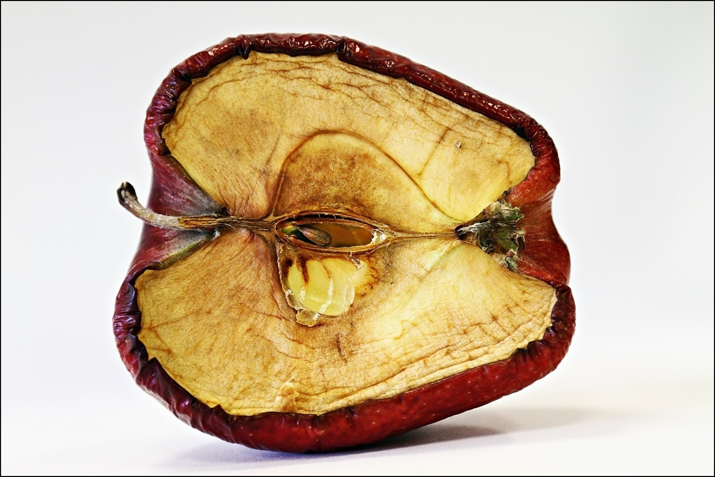 THE EYE OF MY APPLE by Rojer Weightman.JPG