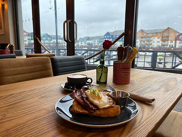 food at Exmouth Marina