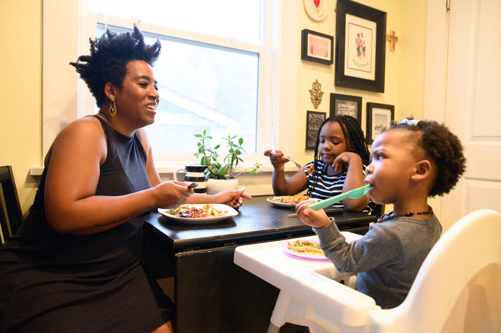 Dream Dinners: Family-Friendly Weeknight Dinners for On-The-Go Families