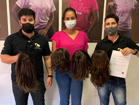 Lenços e perucas