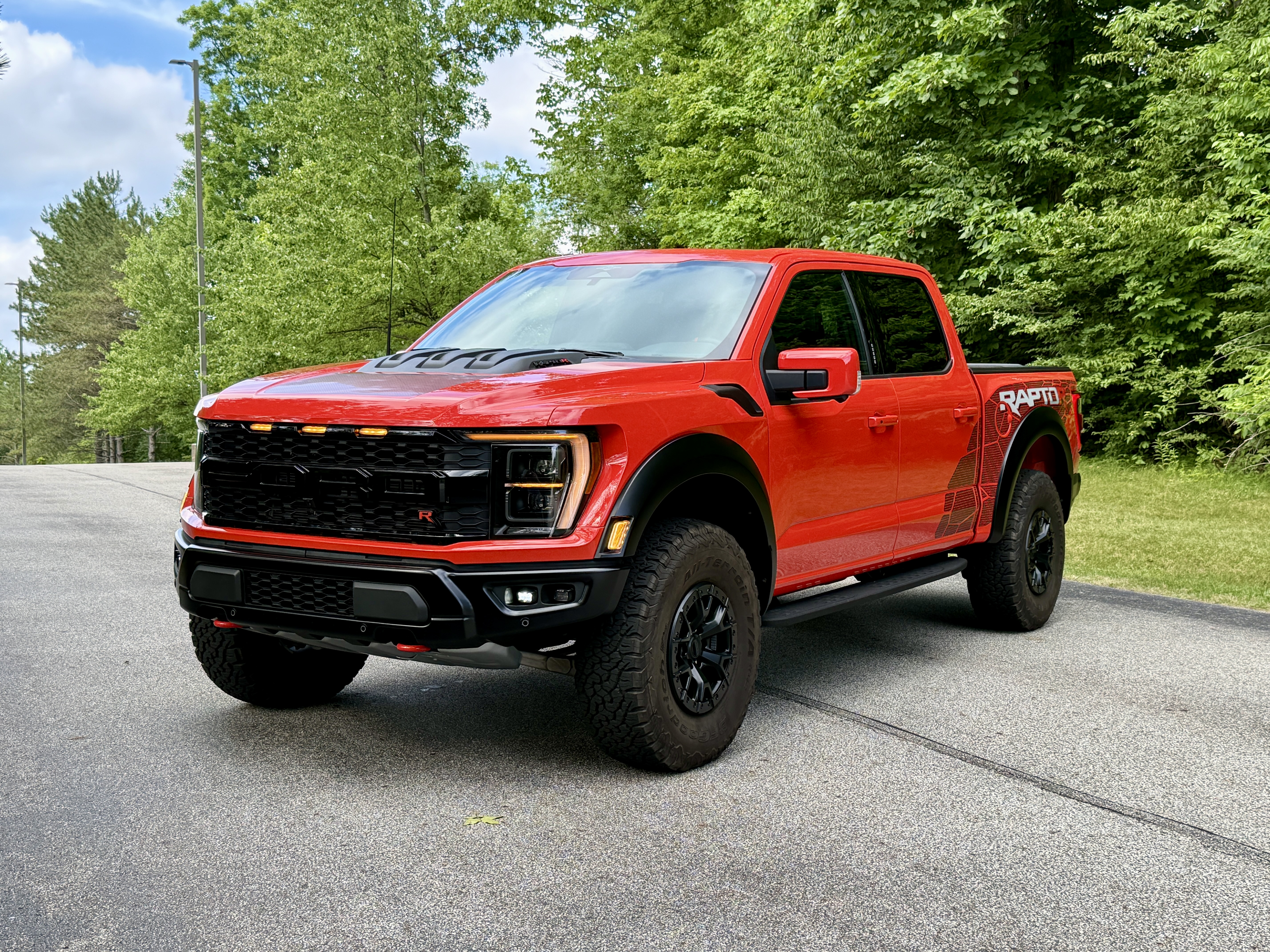 2023 Ford F-150 Raptor - Photo 4
