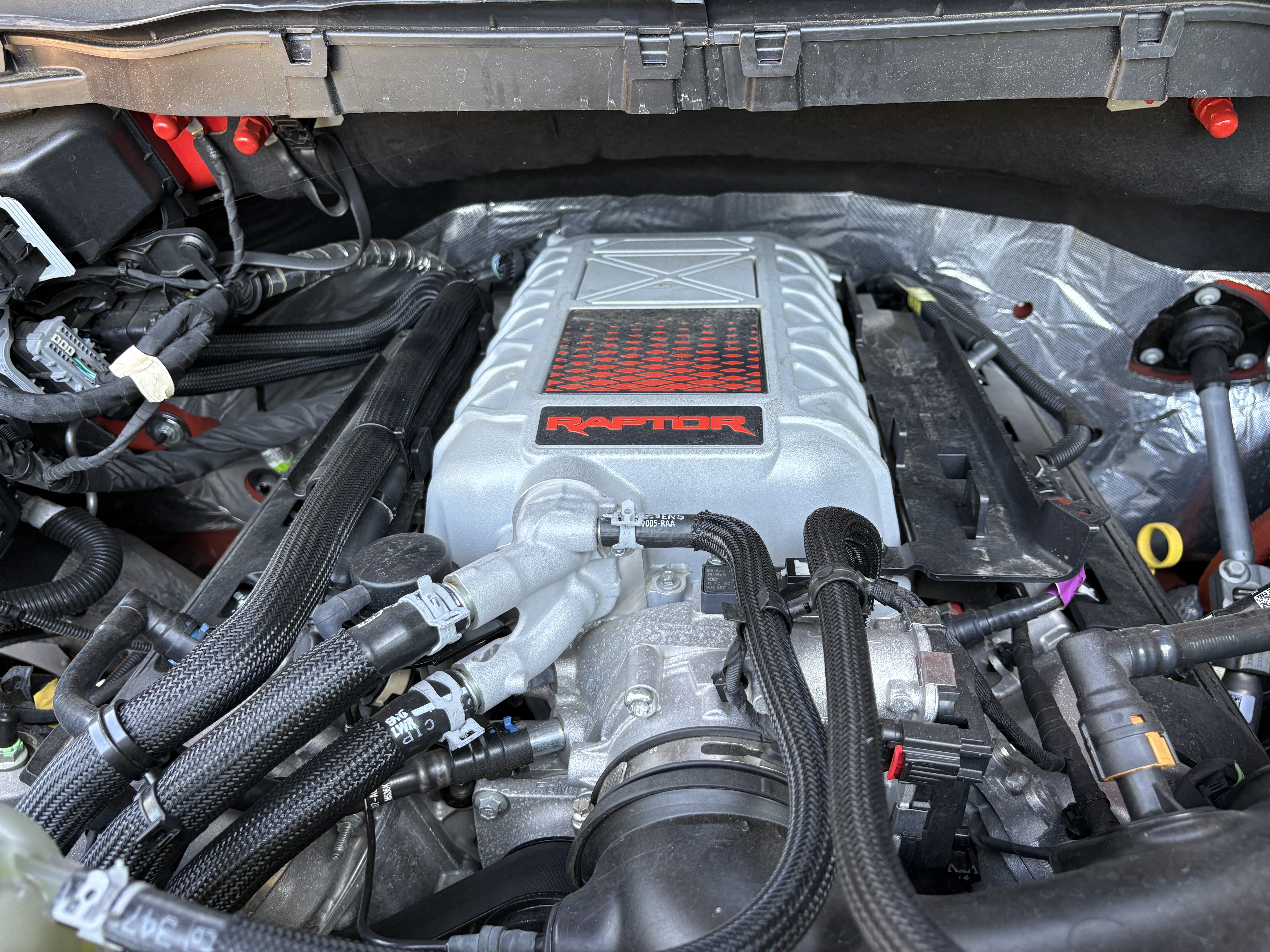 2023 Ford F-150 Raptor - Photo 12