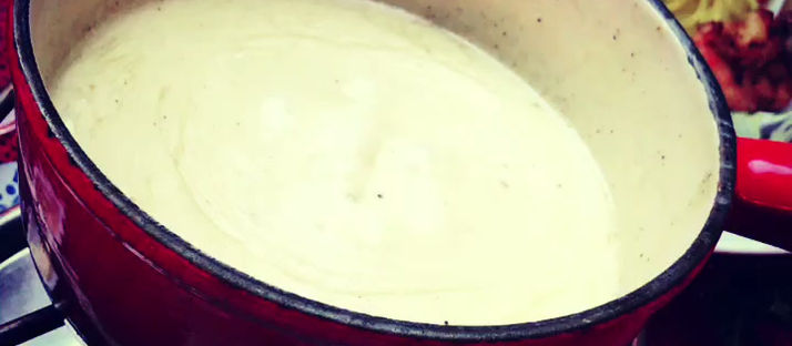 Classic Swiss Cheese Fondue