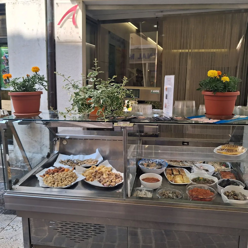 Banco esterno Pescheria Agostini