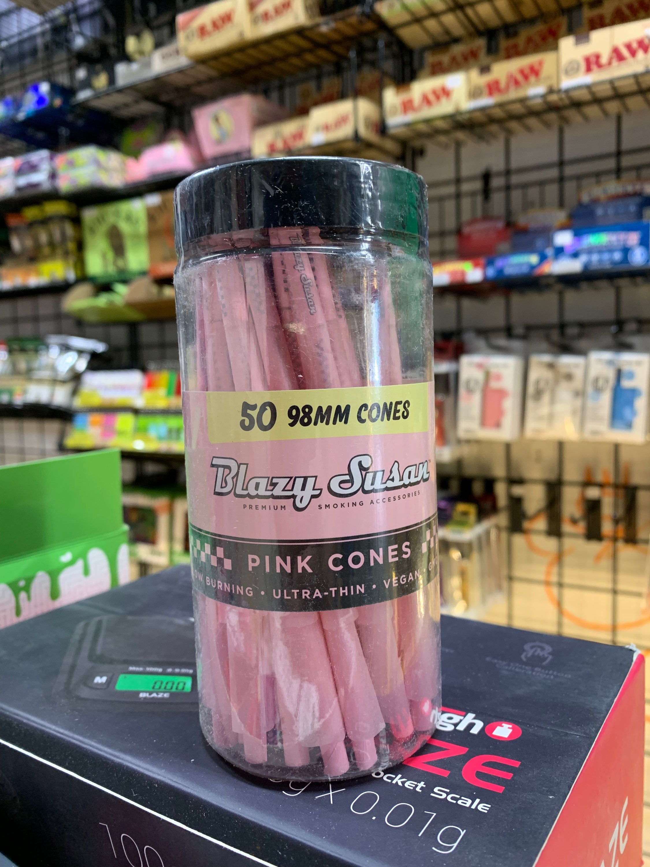 Blazy Susan 98mm Cones 50pk Pink