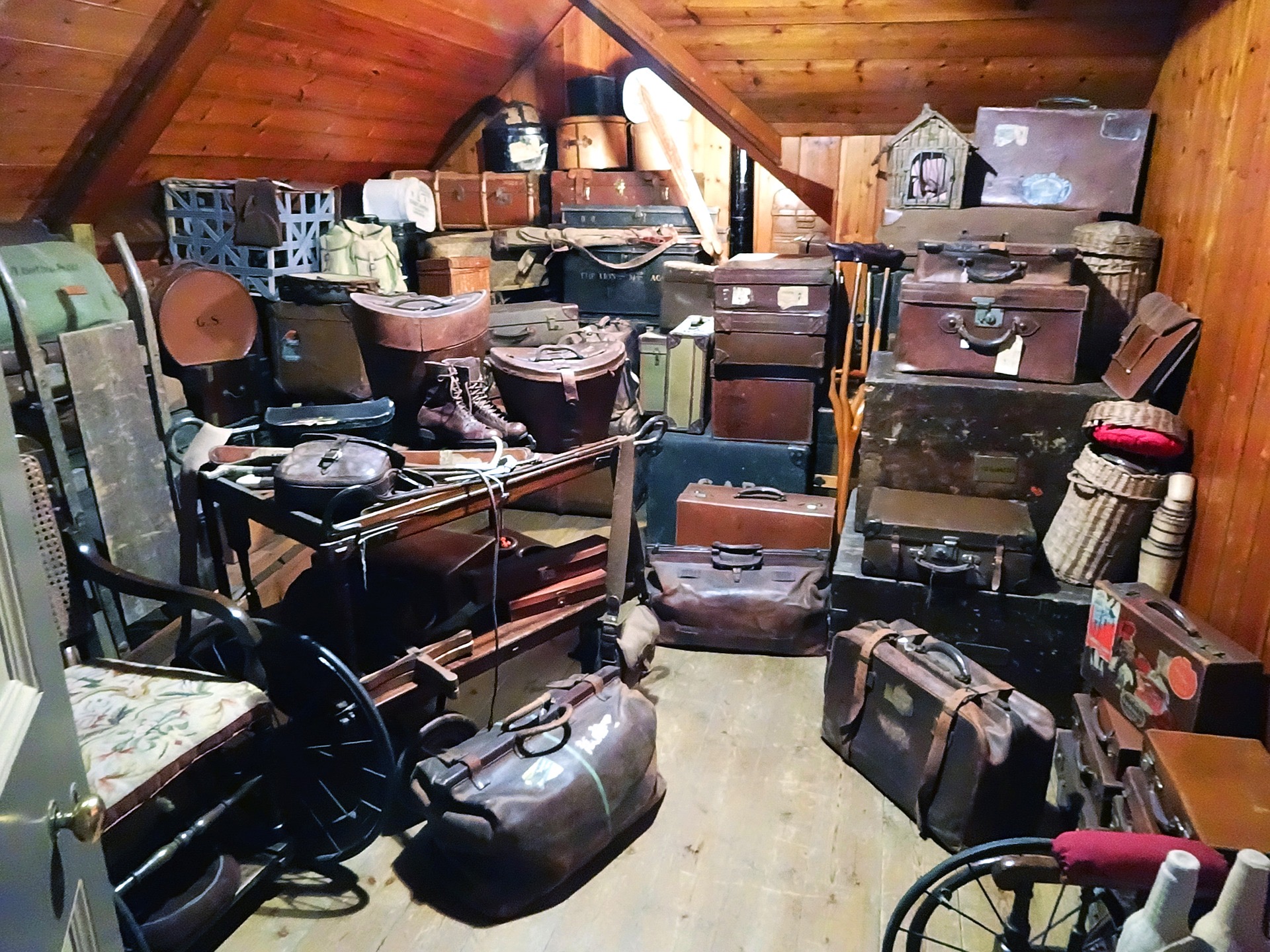 hoarding