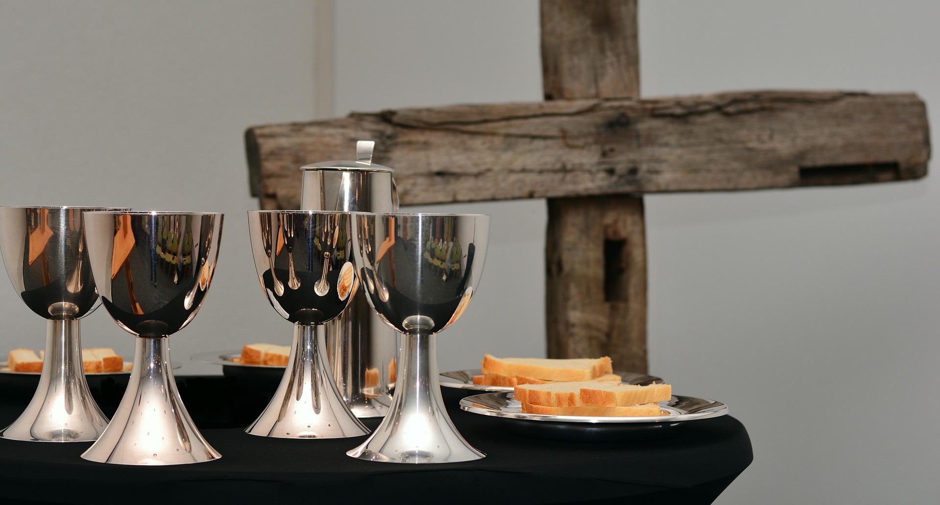the eucharist - the communion cup
