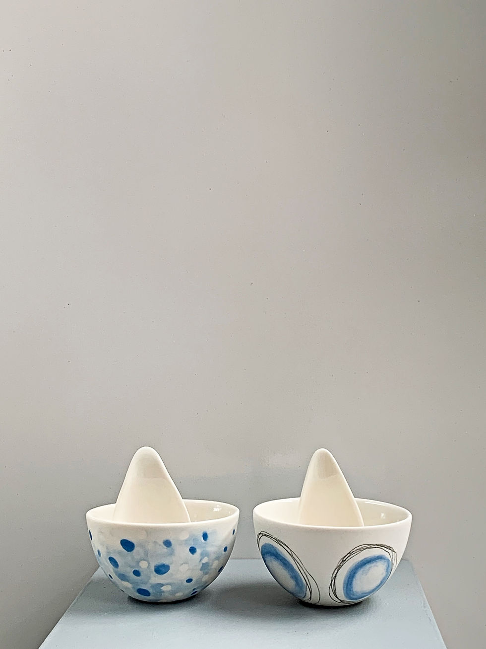 Thumbnail: Mini Petitie Porcelain Scoop Bowls