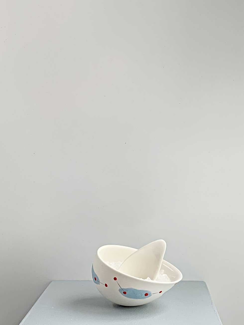 Thumbnail: Porcelain Egg Scoop Bowl