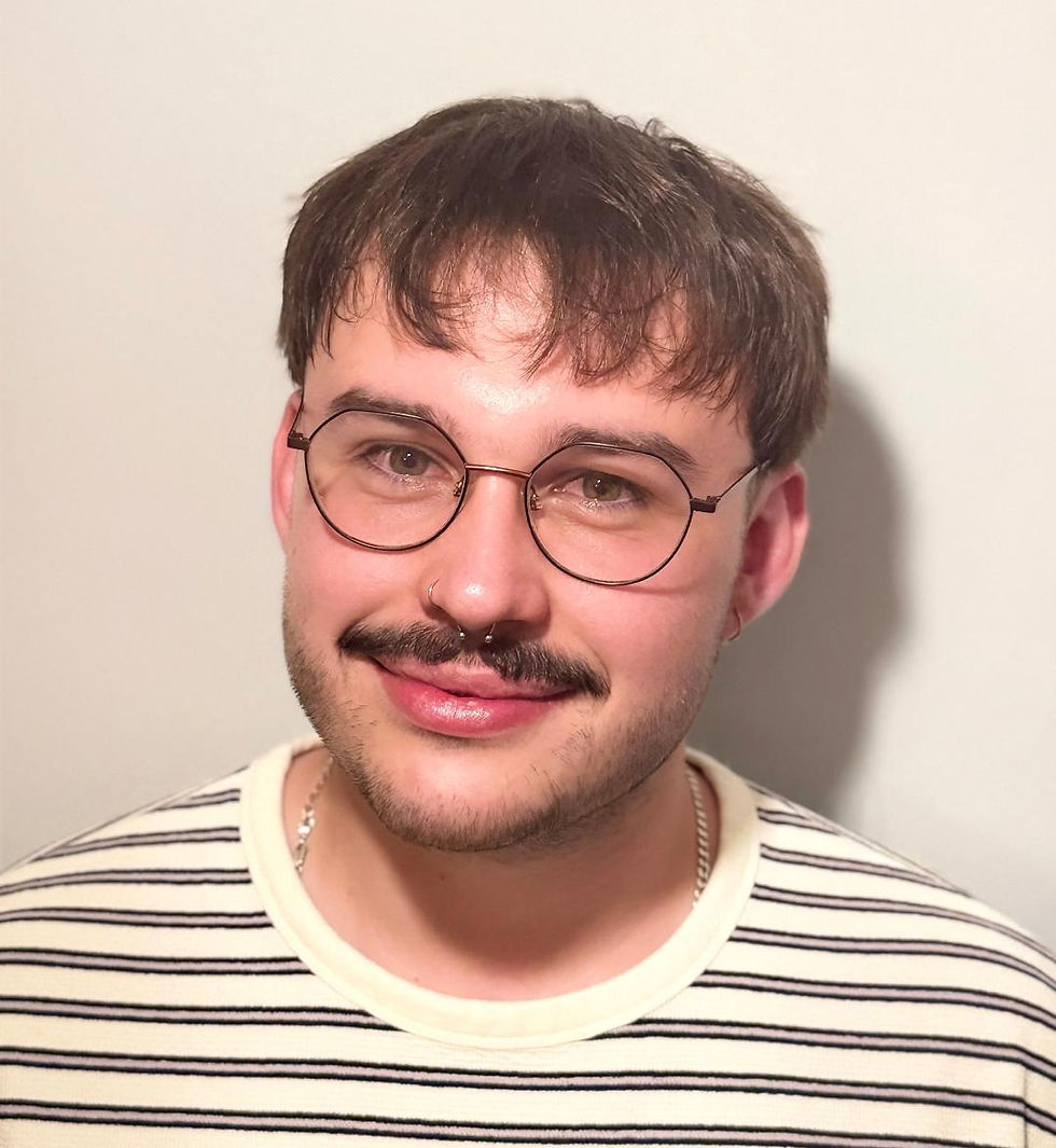 HEADSHOT.jpg