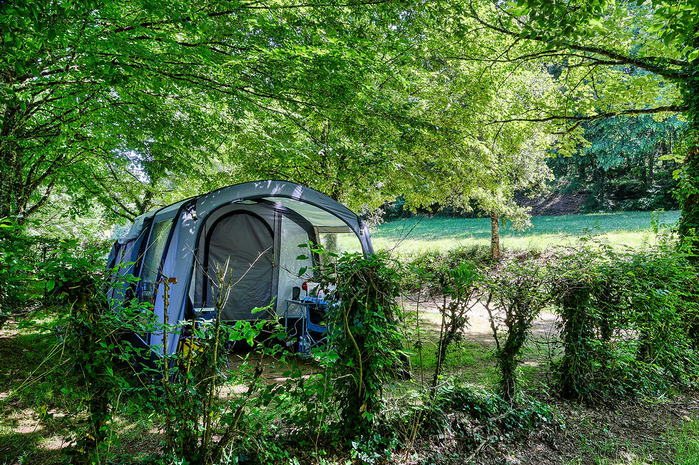 emplacement_tente_camping_a_la_ferme_la_roussie_sarlat (6)