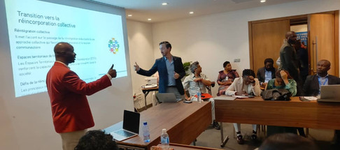 Photo de la délégation de l’ASBL Katambayi Tshiminyi Association lors de la rencontre RDC–Colombie sur la justice transitionnelle, à Kinshasa, le 2 juillet 2025.