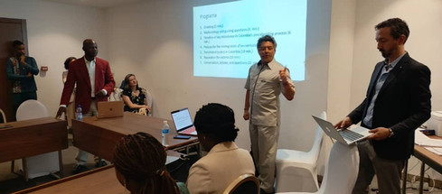Photo de la délégation de l’ASBL Katambayi Tshiminyi Association lors de la rencontre RDC–Colombie sur la justice transitionnelle, à Kinshasa, le 2 juillet 2025.