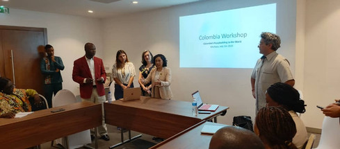 Photo de la délégation de l’ASBL Katambayi Tshiminyi Association lors de la rencontre RDC–Colombie sur la justice transitionnelle, à Kinshasa, le 2 juillet 2025.