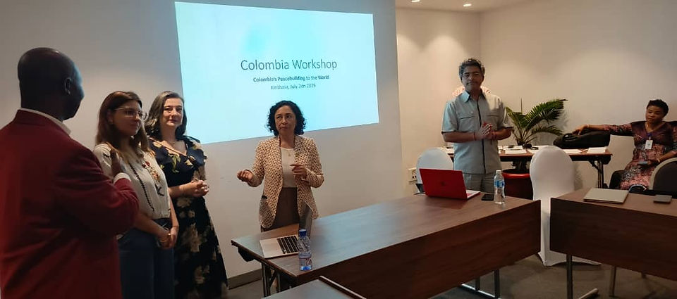 Photo de la délégation de l’ASBL Katambayi Tshiminyi Association lors de la rencontre RDC–Colombie sur la justice transitionnelle, à Kinshasa, le 2 juillet 2025.