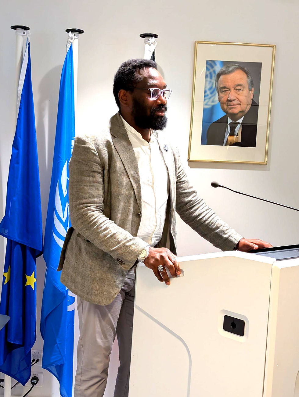 Bobo Katambayi Tshiminyi intervient auprès de l’ONU pour défendre les droits des victimes afrodescendantes et milite pour une justice transitionnelle en RDC.