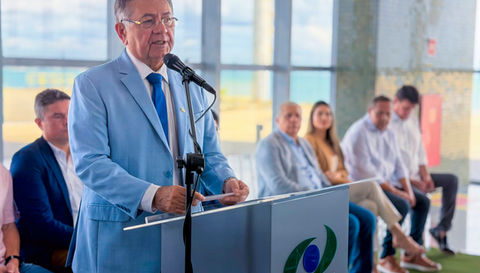 Quintino Vieira toma posse como diretor-presidente da Companhia Docas do Ceará