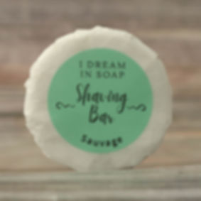 Solid shaving bar, palm free with luxurious lather