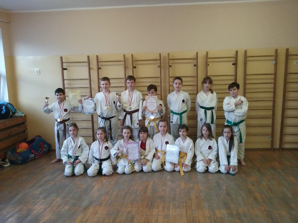 Zdjęcie grupowe_002