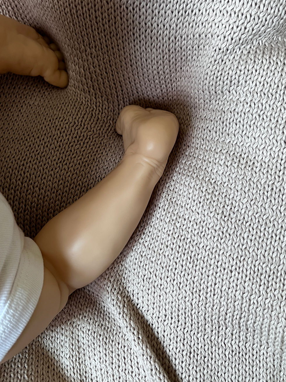 Miniaturbild: "Luan" vinyl reborn doll kit - click on the link to order