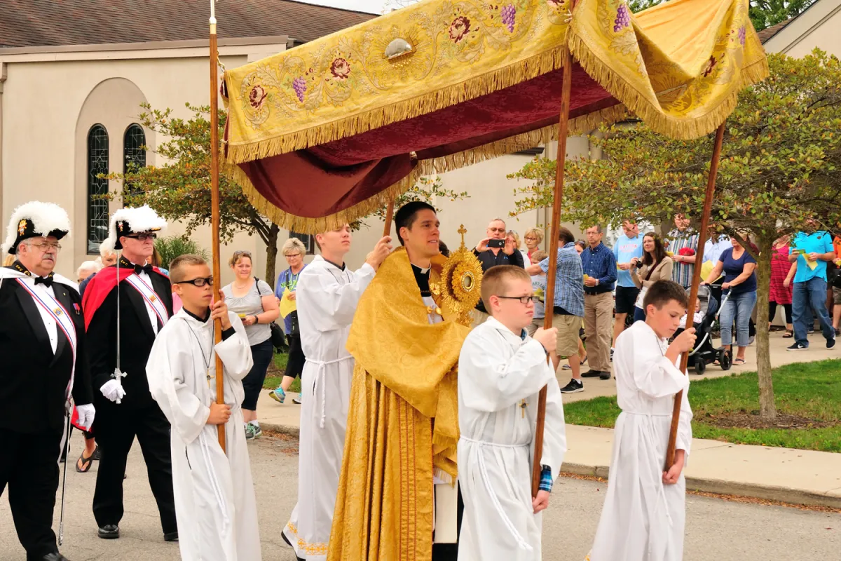 Corpus-Christi-procession.webp
