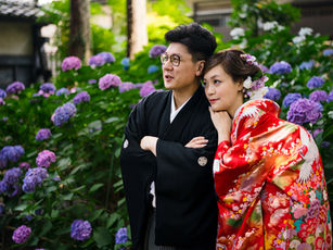 Kimono Wedding Photos in Japan During Hydrangea Season | A Kawagoe Pre-Wedding Story