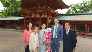 大宮氷川神社でのお宮参り撮影ガイド｜撮影スポット・ご祈祷・家族写真のポイント