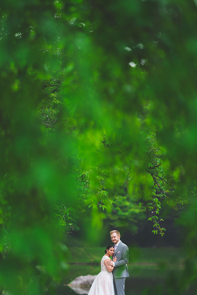 Wedding photography at a Japanese garden in Tokyo