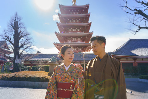 Kimono photo session in Asakusa, tokyo's historical district
