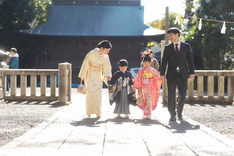 国立市・谷保天満宮での七五三 本殿前のエリア