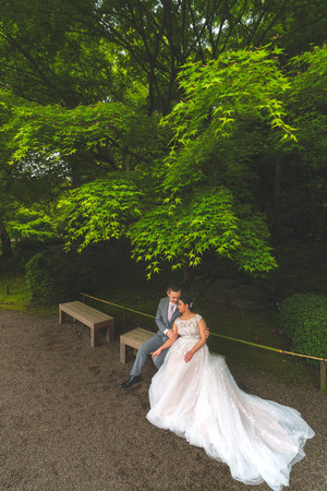 Wedding photography at a Japanese garden in Tokyo