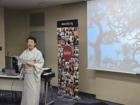 Kimono Presentation at an International Conference