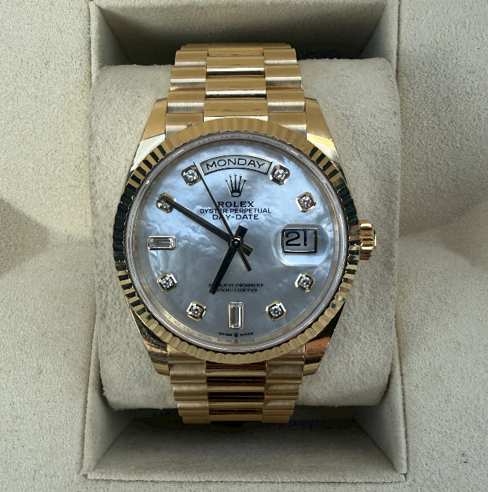 Rolex Daydate 36 Yellow Gold Ref 128238