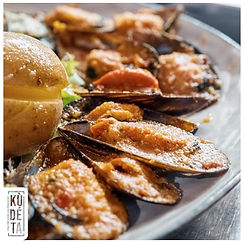 assiette de moules gratinées