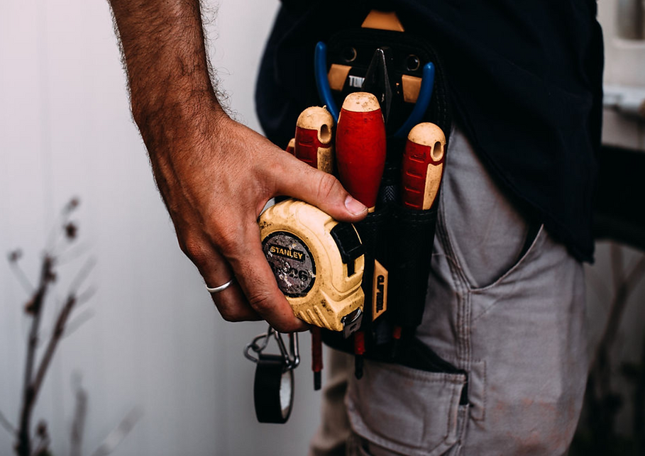 Electrician in Harrow.png