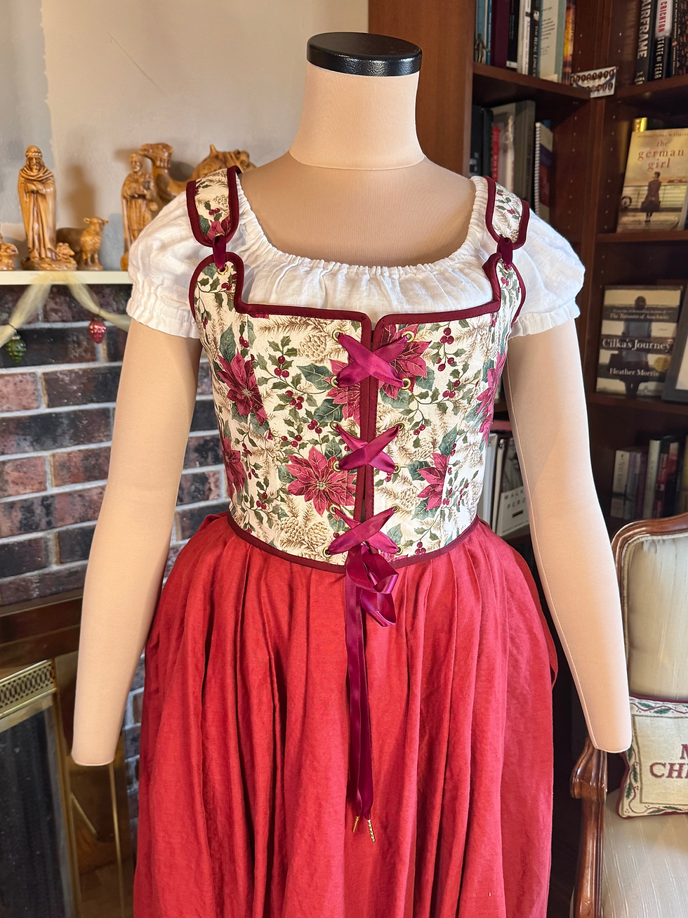 Thumbnail: Dirndl bodice in Poinsettia size Large 