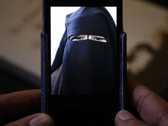 70 mulheres, incluindo nove alunas, deixaram a Alemanha para se juntar ISIS