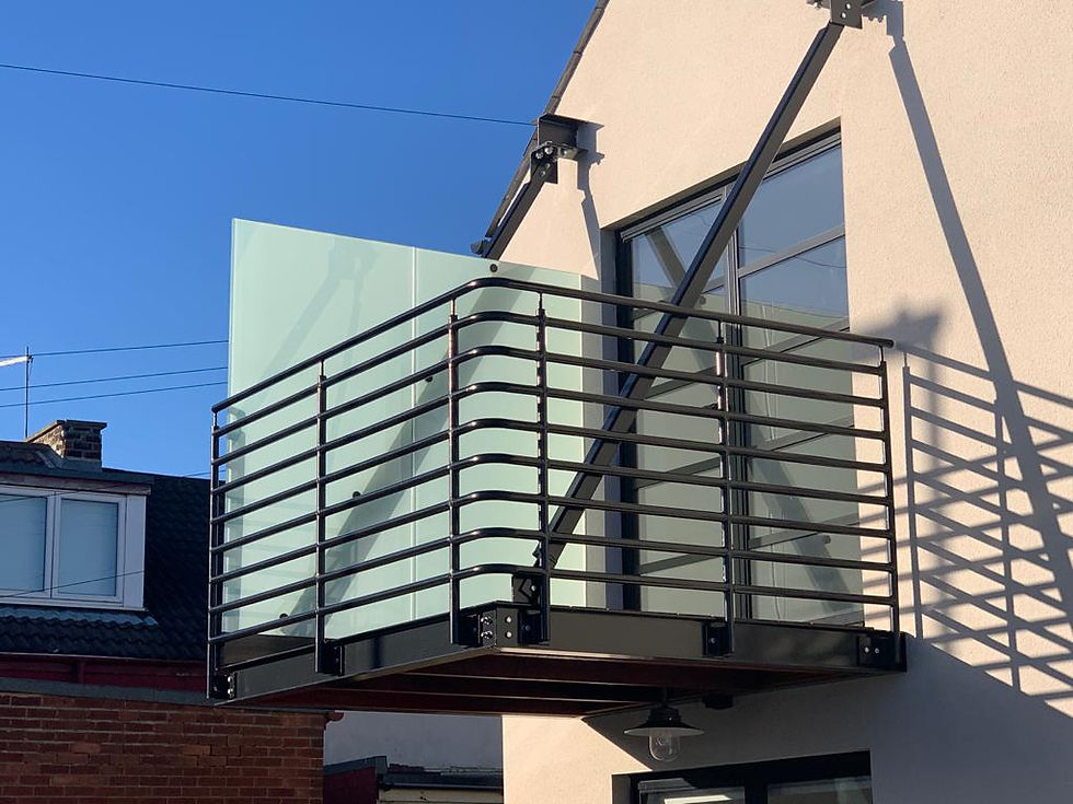 Outdoor balustrades