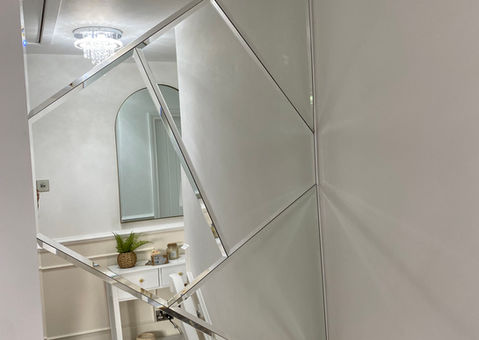 Unique mirrors for your home or commercial space