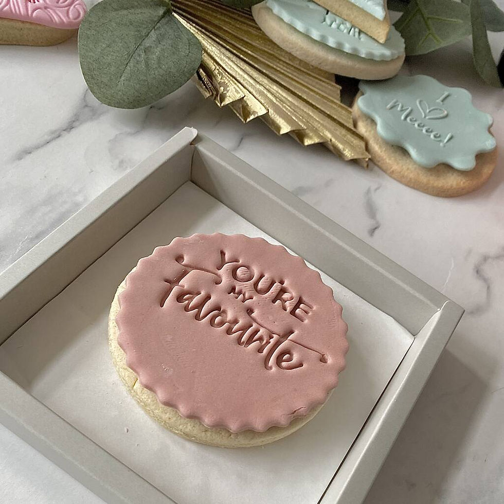 Thumbnail: Letterbox Valentine Vanilla Cookie Gift