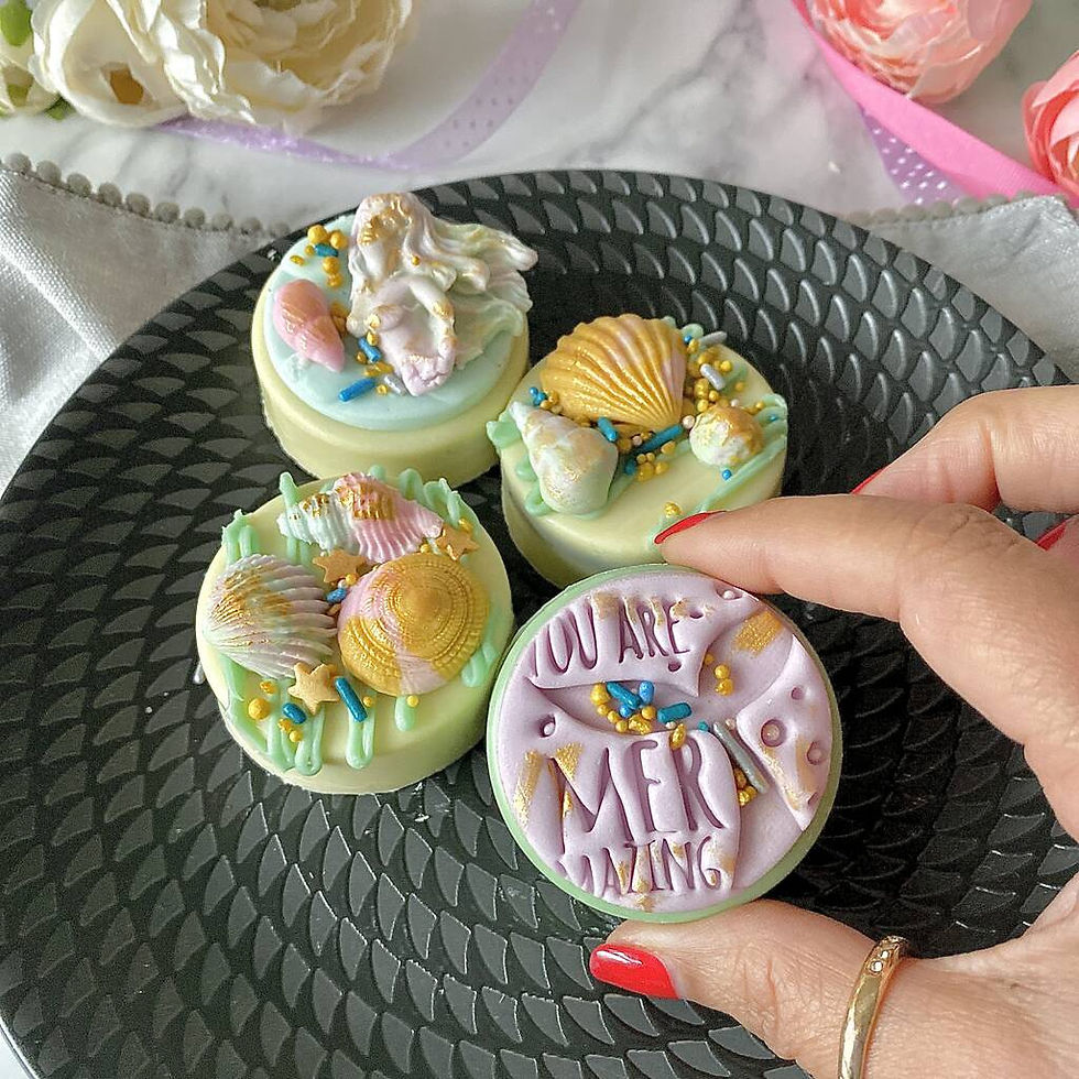 Thumbnail: Mermaid Chocolate Coated Oreo Gift