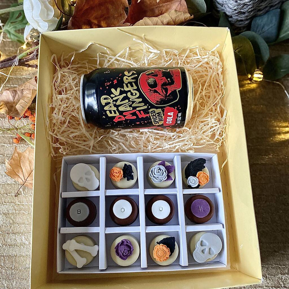Thumbnail: Personalised Halloween Coated Oreo And Prosecco Hamper