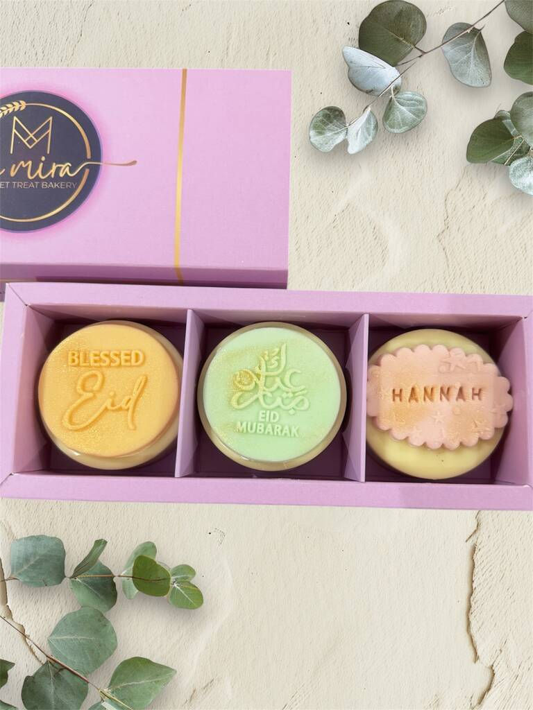 Thumbnail: Eid Mubarak Belgian Chocolate Coated Oreo Triple Gift Box