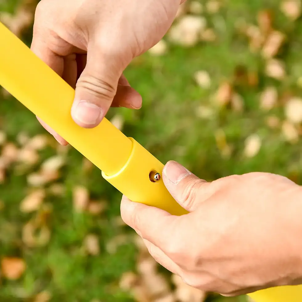 Thumbnail: Portable Folding Badminton Net Set w/4 Badminton Rackets & 2 Nylon Shuttelcocks