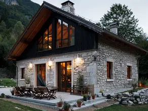 Rénovation maison ancienne : conseils essentiels pour un projet réussi sans dépasser votre budget